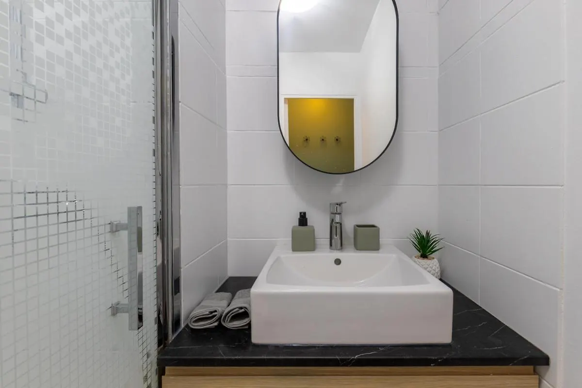 شقة Cosy Parisian Flat